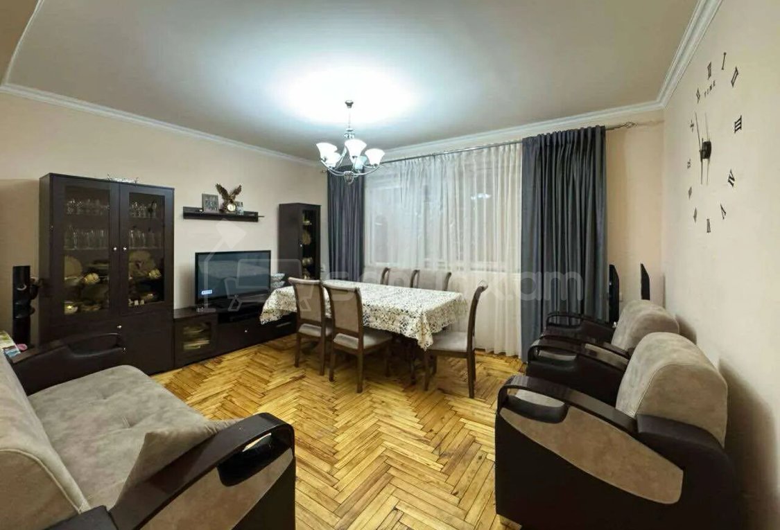 3 Սենյականոց Բնակարան, 76քմ, 1/9 հարկ, Նորմալ Վիճակում