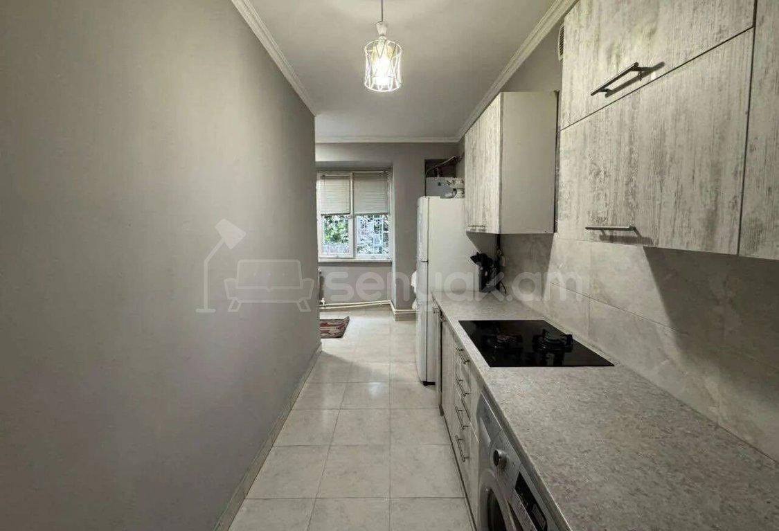 3 Սենյականոց Բնակարան, 76քմ, 1/9 հարկ, Նորմալ Վիճակում