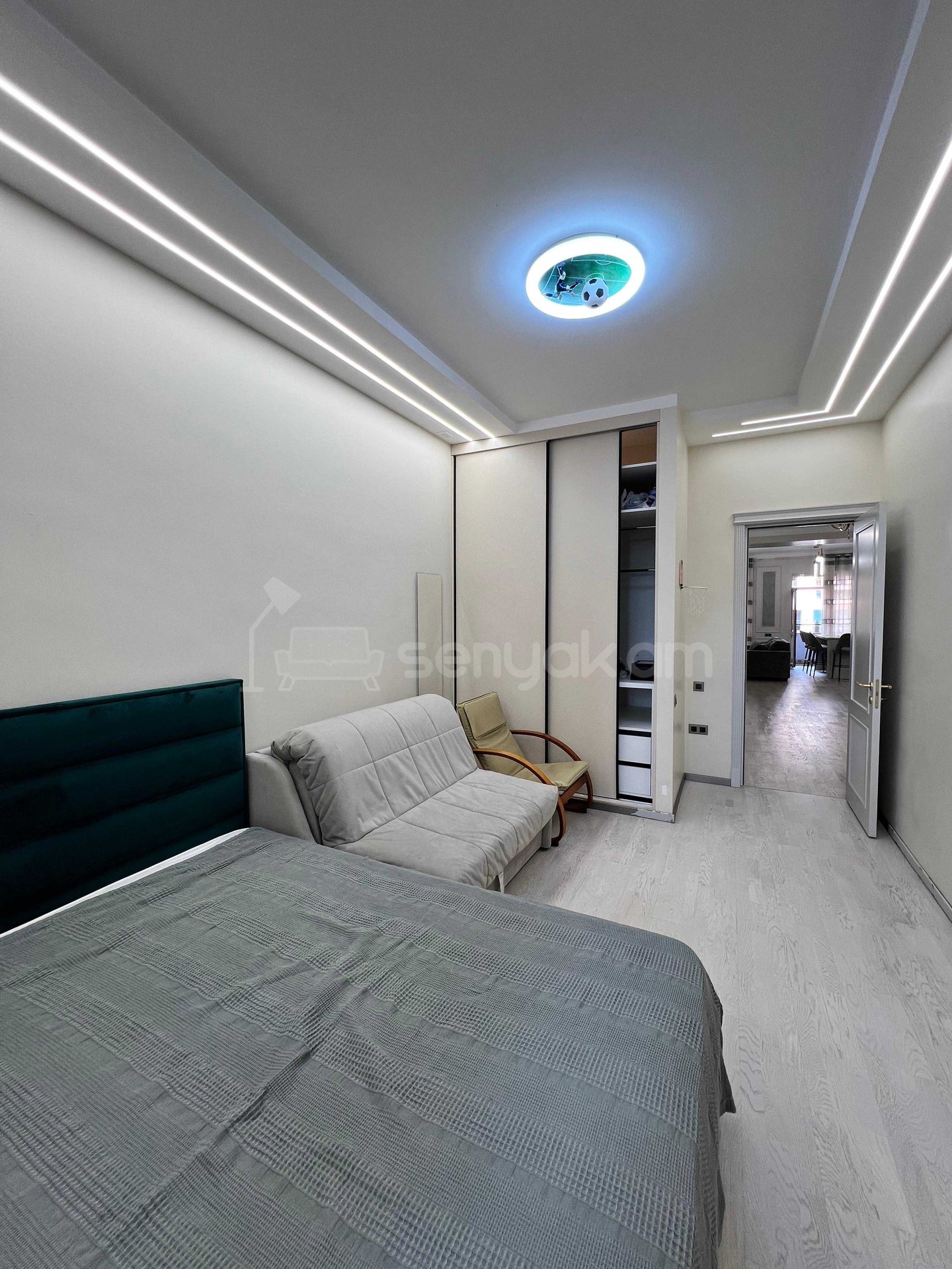 3 Սենյականոց Բնակարան Նորակառույցում, 120քմ, 3/15 հարկ, Դիզայներական Վերանորոգված