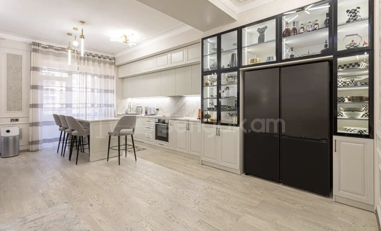 3 Սենյականոց Բնակարան Նորակառույցում, 120քմ, 3/15 հարկ, Դիզայներական Վերանորոգված