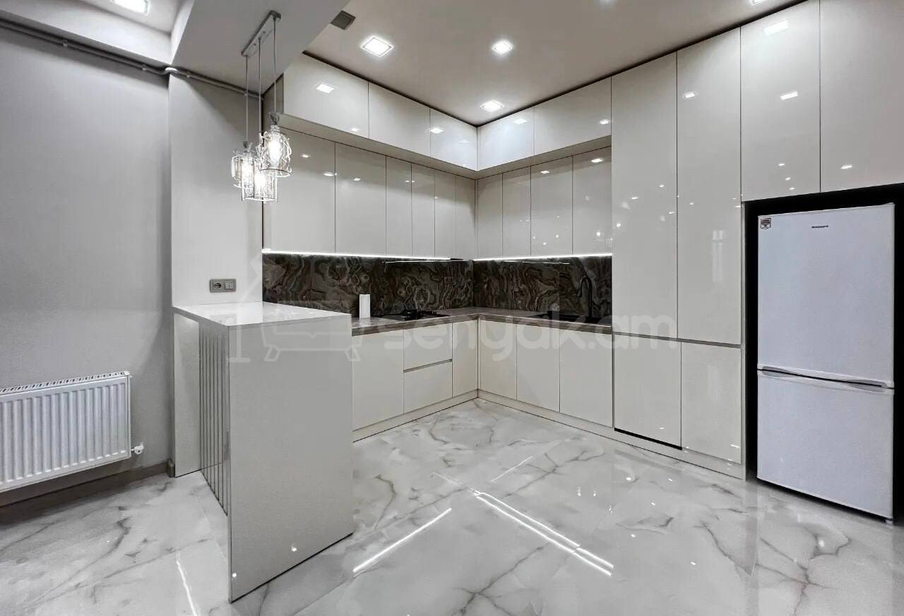 2 Սենյականոց Բնակարան Նորակառույցում, 74քմ, 8/18 հարկ, Դիզայներական Վերանորոգված