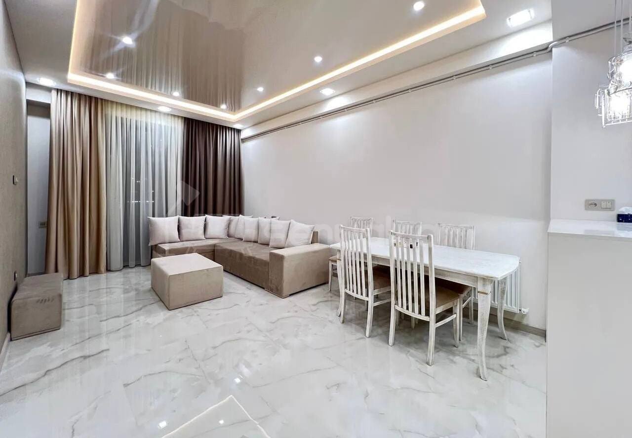 2 Սենյականոց Բնակարան Նորակառույցում, 74քմ, 8/18 հարկ, Դիզայներական Վերանորոգված