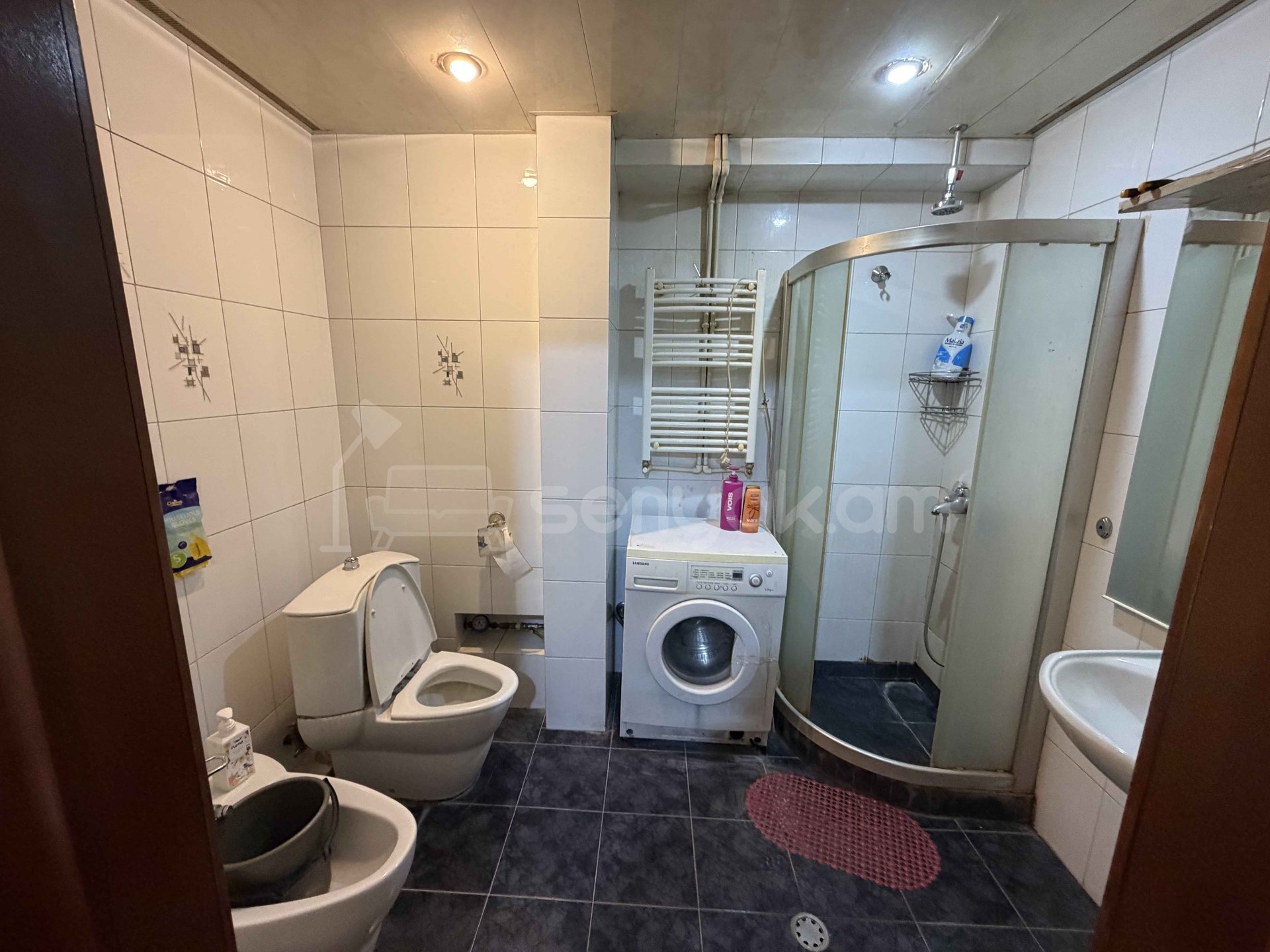 2 Սենյականոց Բնակարան Քարե Շենքում, 68քմ, 2/4 հարկ, Կապիտալ Վերանորոգված