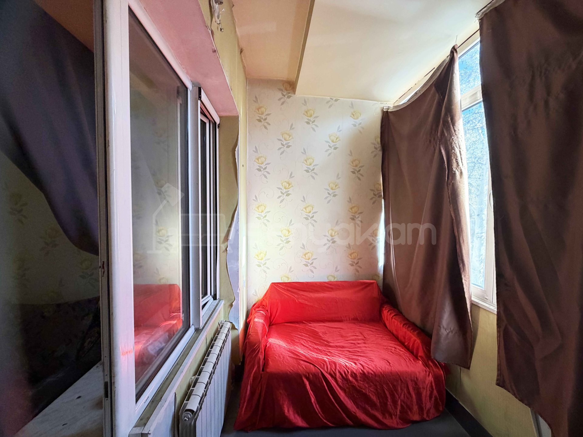 2 Սենյականոց Բնակարան Քարե Շենքում, 68քմ, 2/4 հարկ, Կապիտալ Վերանորոգված