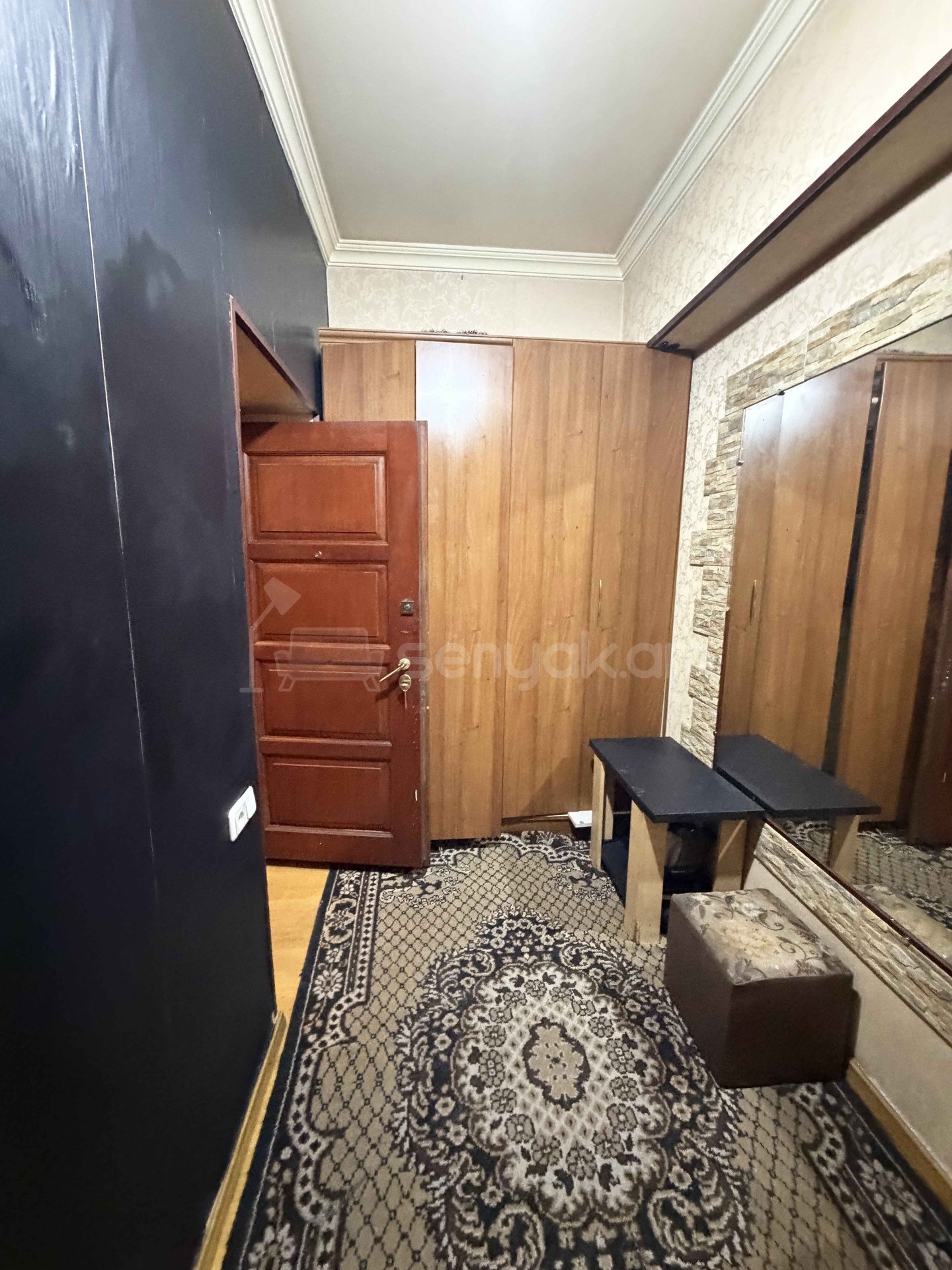 2 Սենյականոց Բնակարան Քարե Շենքում, 68քմ, 2/4 հարկ, Կապիտալ Վերանորոգված