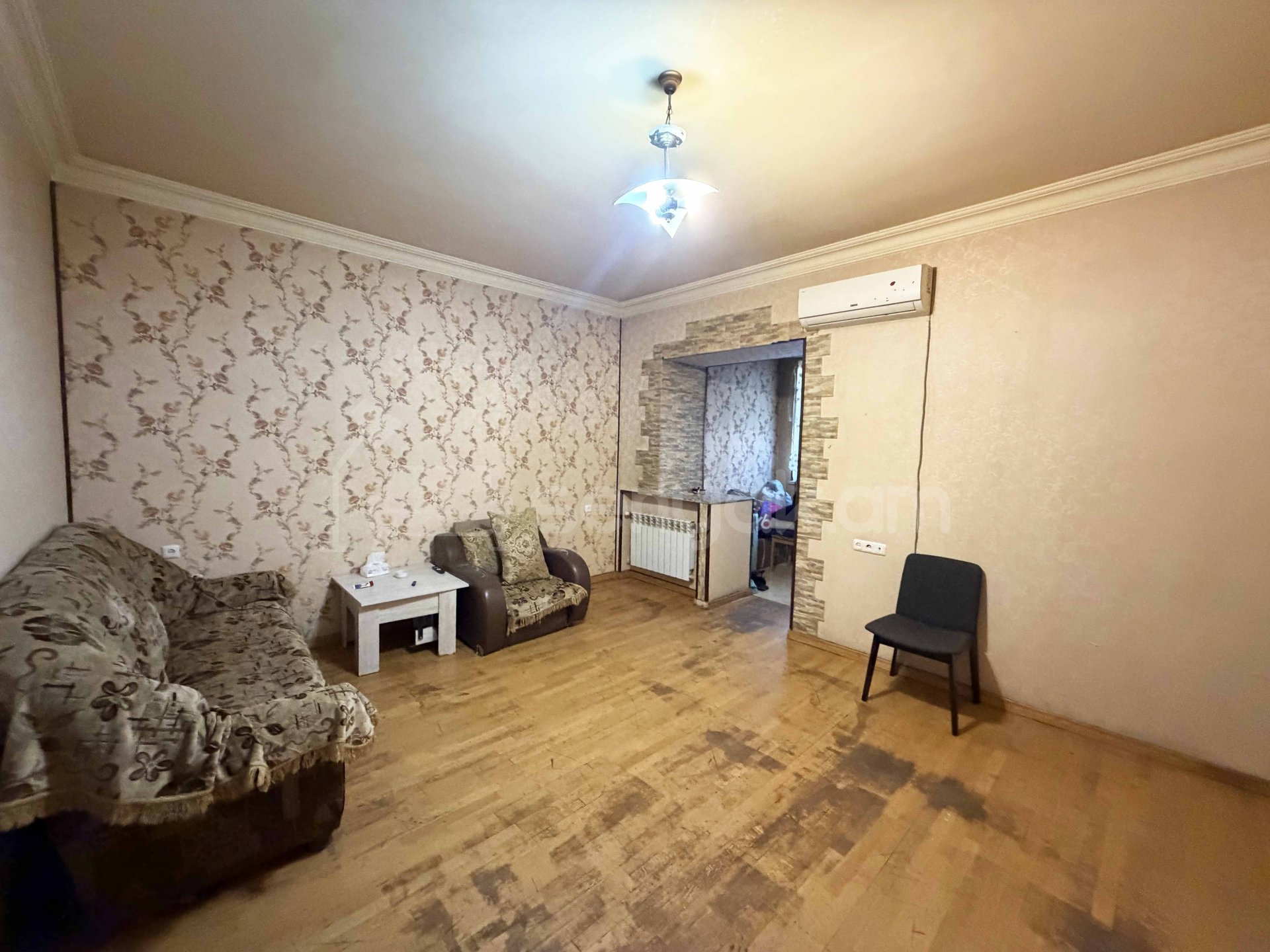 2 Սենյականոց Բնակարան Քարե Շենքում, 68քմ, 2/4 հարկ, Կապիտալ Վերանորոգված