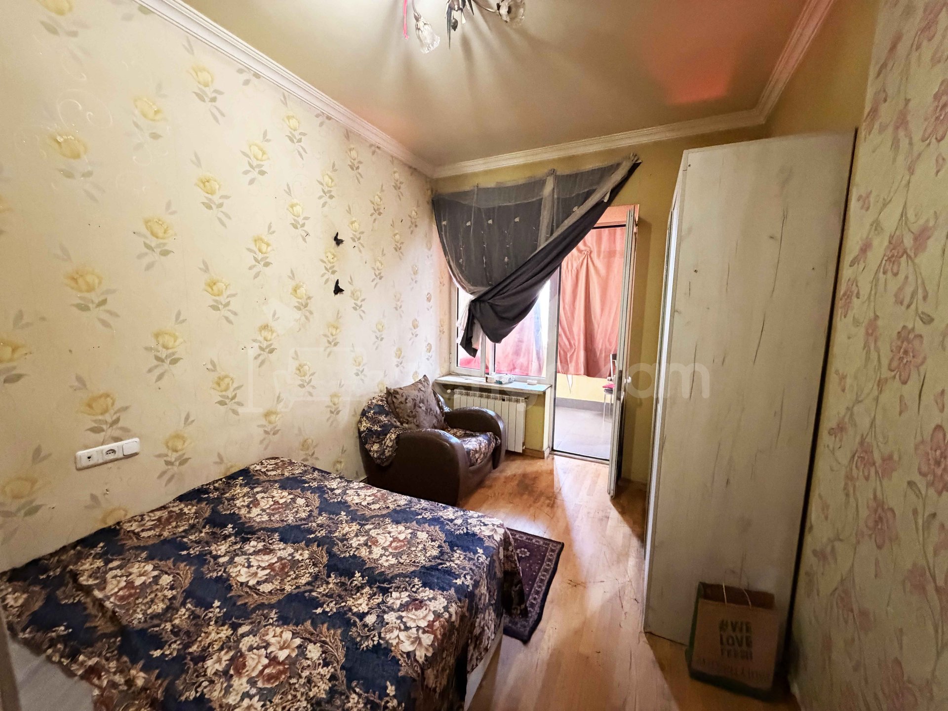 2 Սենյականոց Բնակարան Քարե Շենքում, 68քմ, 2/4 հարկ, Կապիտալ Վերանորոգված