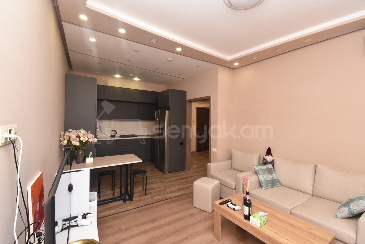 2 Սենյականոց Բնակարան Նորակառույցում, 65քմ, 5/12 հարկ, Դիզայներական Վերանորոգված, Կահավորված