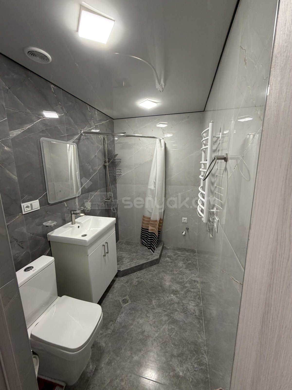 3 Սենյականոց Բնակարան Նորակառույցում, 110քմ, 12/18 հարկ, Դիզայներական Վերանորոգված