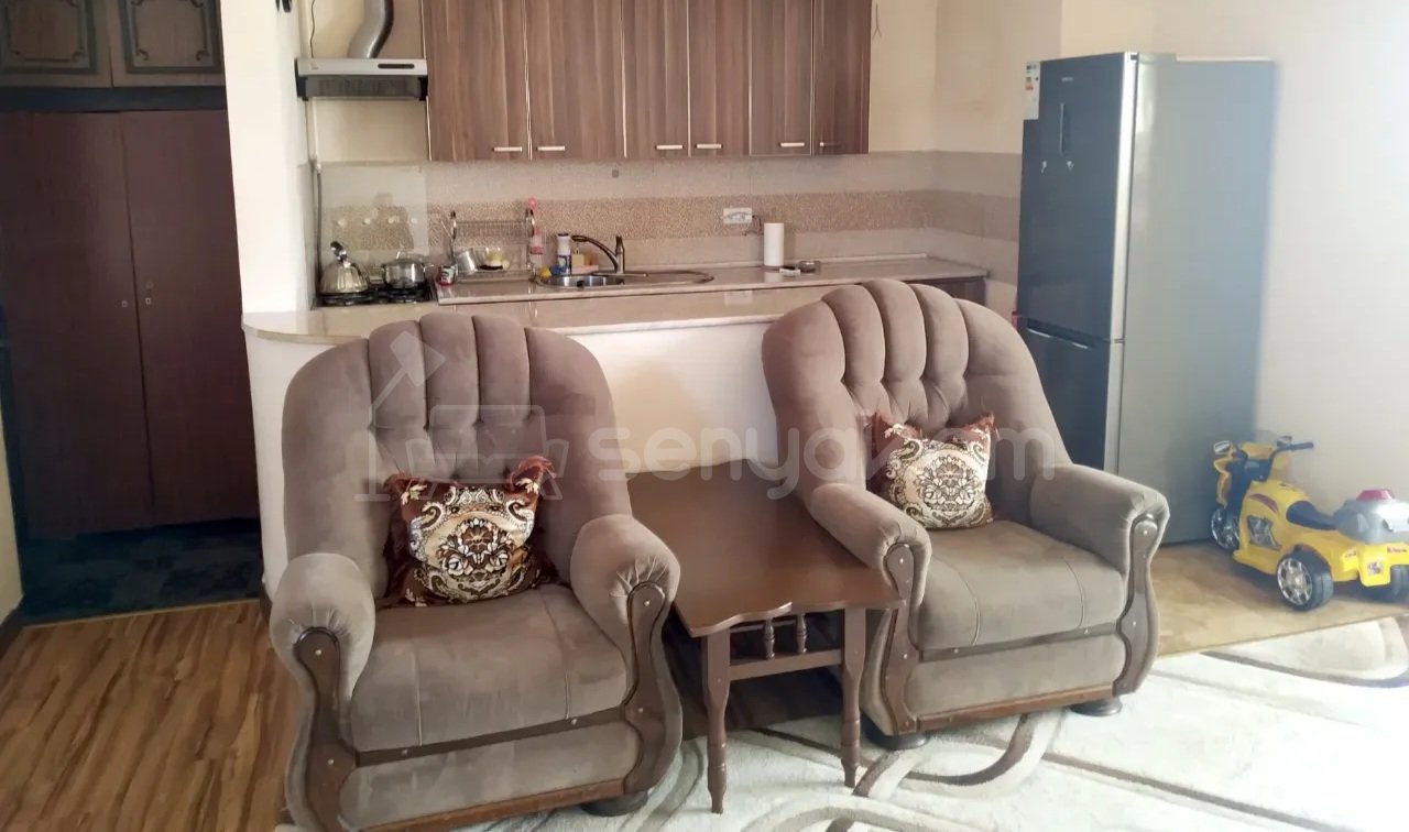 2 Սենյականոց Բնակարան Քարե Շենքում, 52քմ, 5/5 հարկ, Կապիտալ Վերանորոգված, Կահավորված