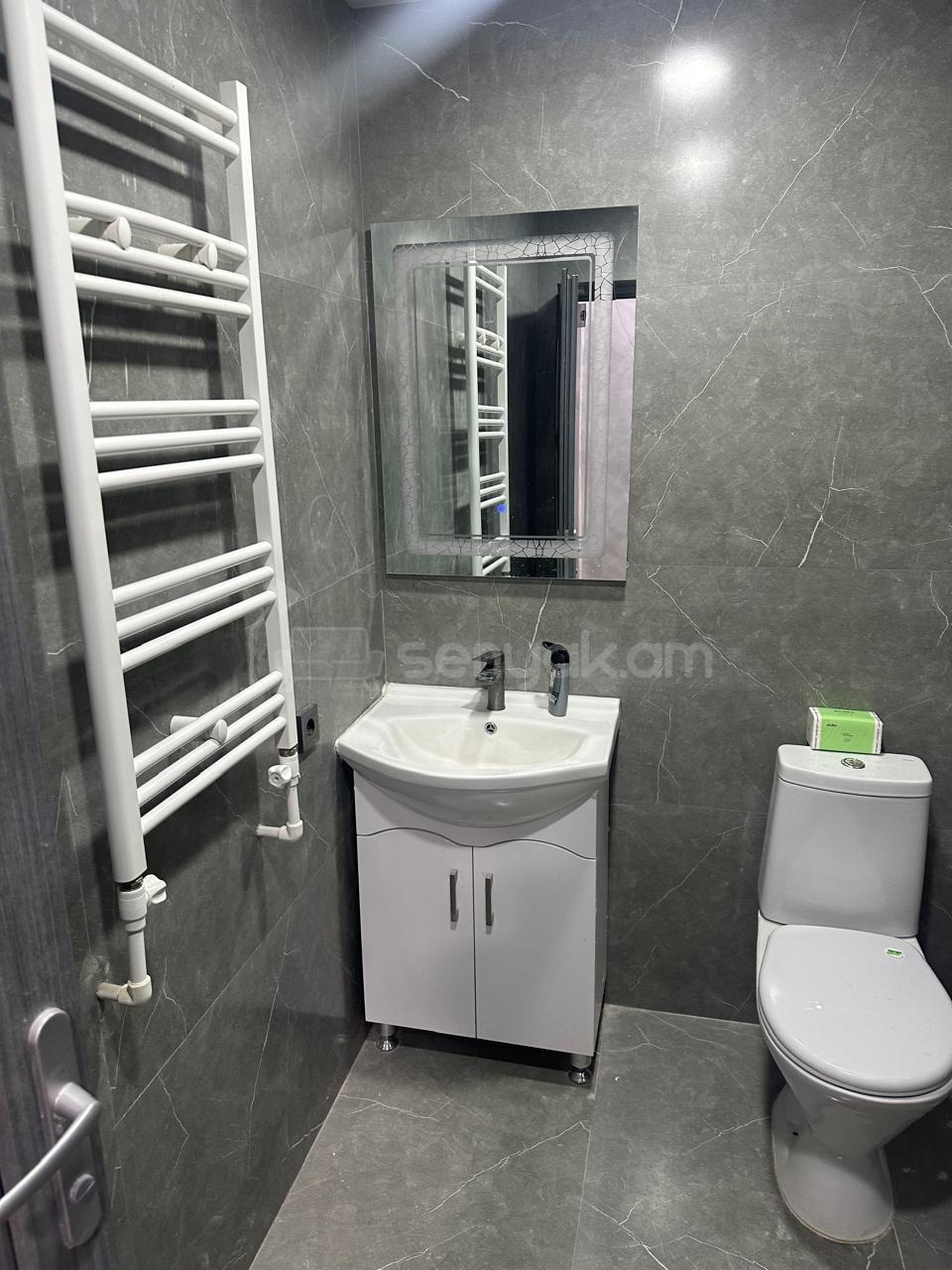 2 Սենյականոց Բնակարան Նորակառույցում, 54քմ, 9/18 հարկ, Դիզայներական Վերանորոգված