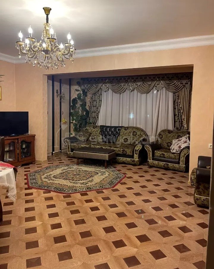 3 Սենյականոց Բնակարան, 75քմ, 4/9 հարկ, Նորմալ Վիճակում