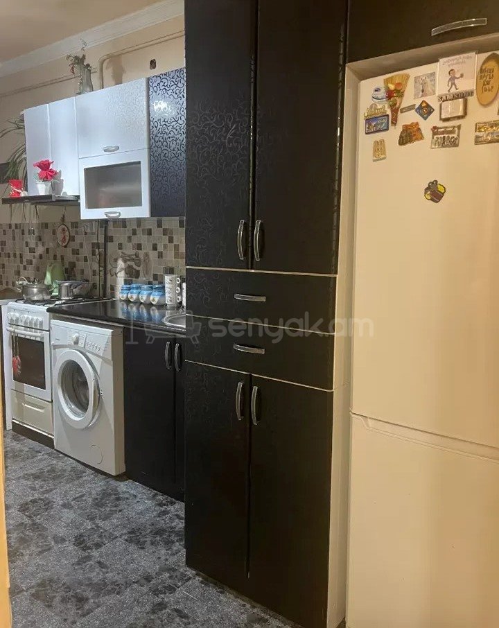 3 Սենյականոց Բնակարան, 75քմ, 4/9 հարկ, Նորմալ Վիճակում