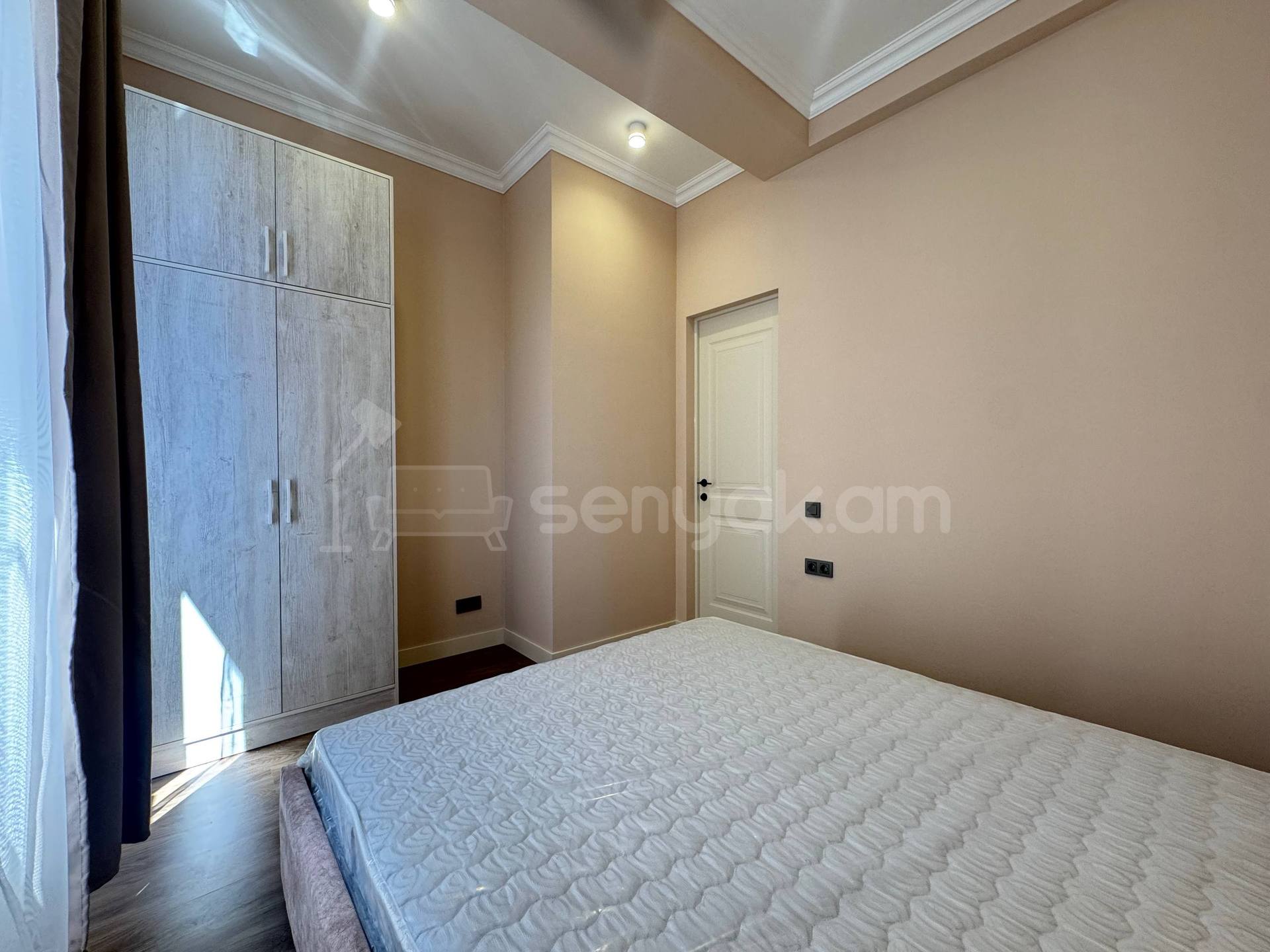 2 Սենյականոց Բնակարան, 48քմ, 2/7 հարկ, Կապիտալ Վերանորոգված, Կահավորված, Արևկող