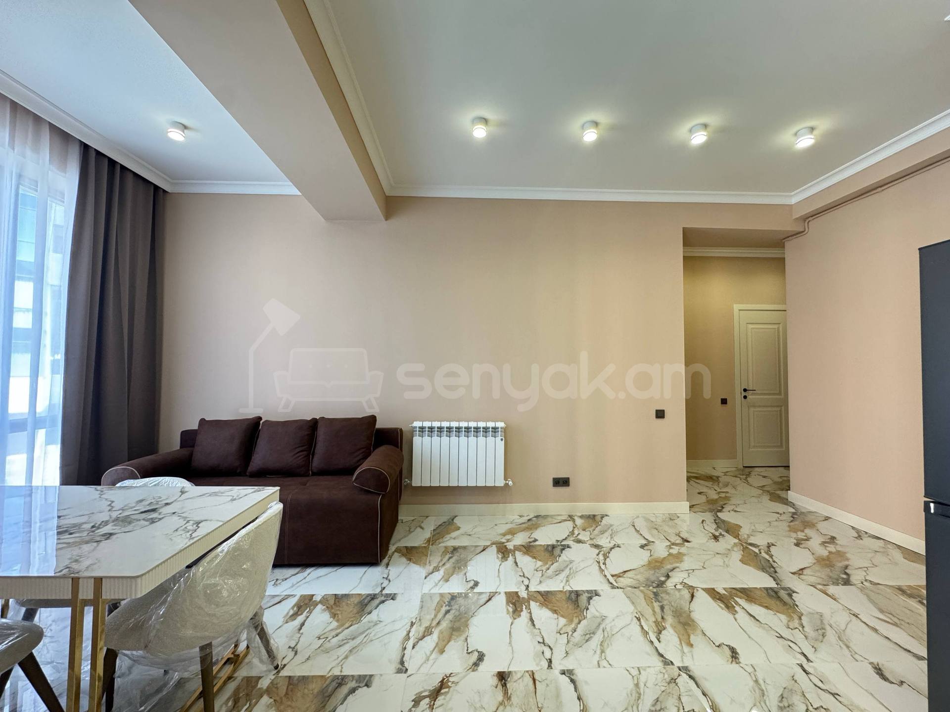 2 Սենյականոց Բնակարան, 48քմ, 2/7 հարկ, Կապիտալ Վերանորոգված, Կահավորված, Արևկող