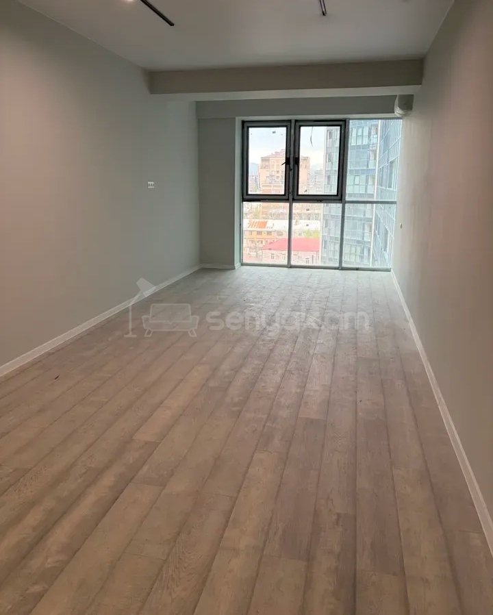 1 Սենյականոց Բնակարան Նորակառույցում, 44քմ, 10/18 հարկ, Կապիտալ Վերանորոգված