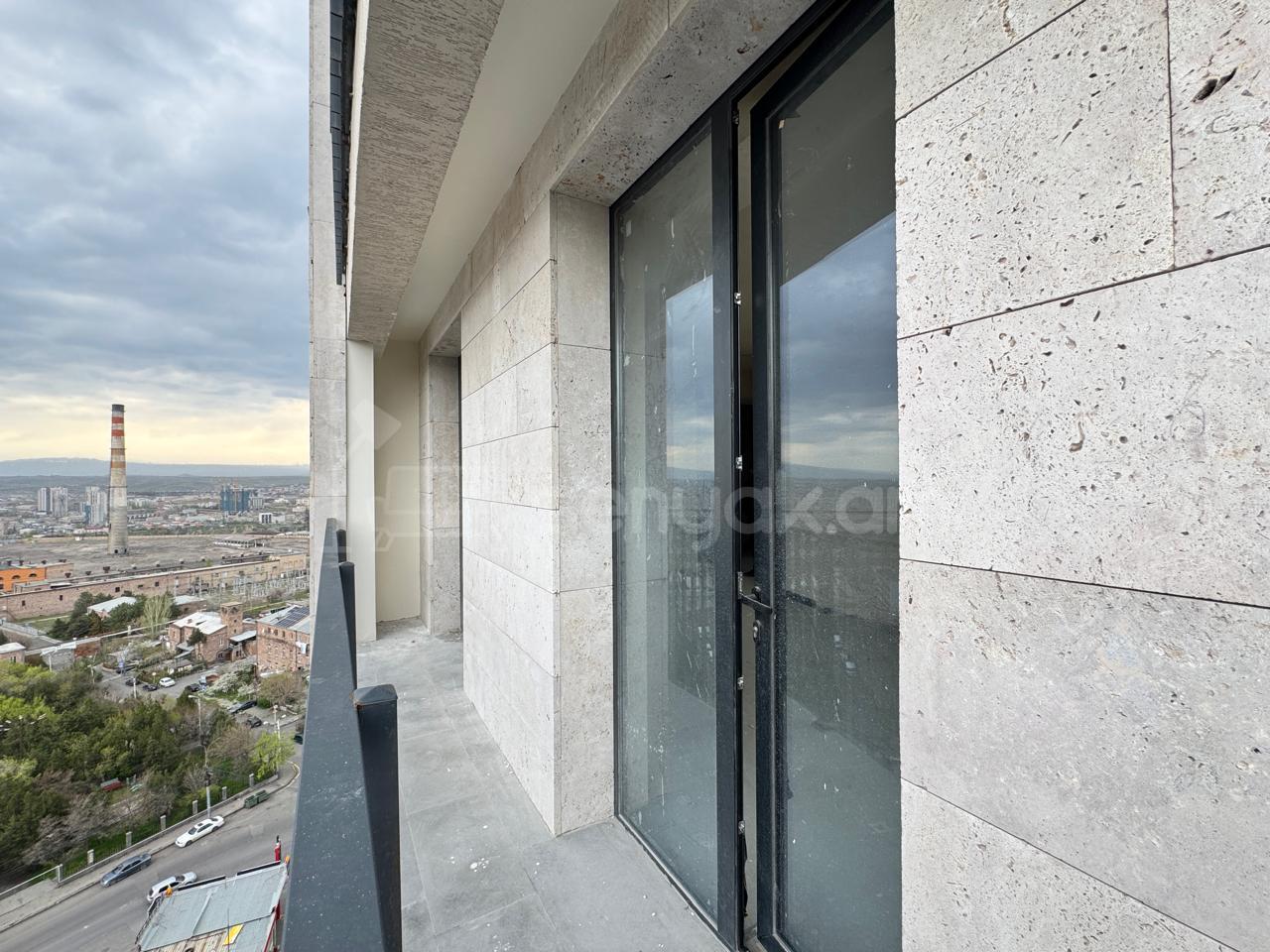 3 Սենյականոց Բնակարան Նորակառույցում, 97քմ, 13/18 հարկ, Զրոյական Վիճակում