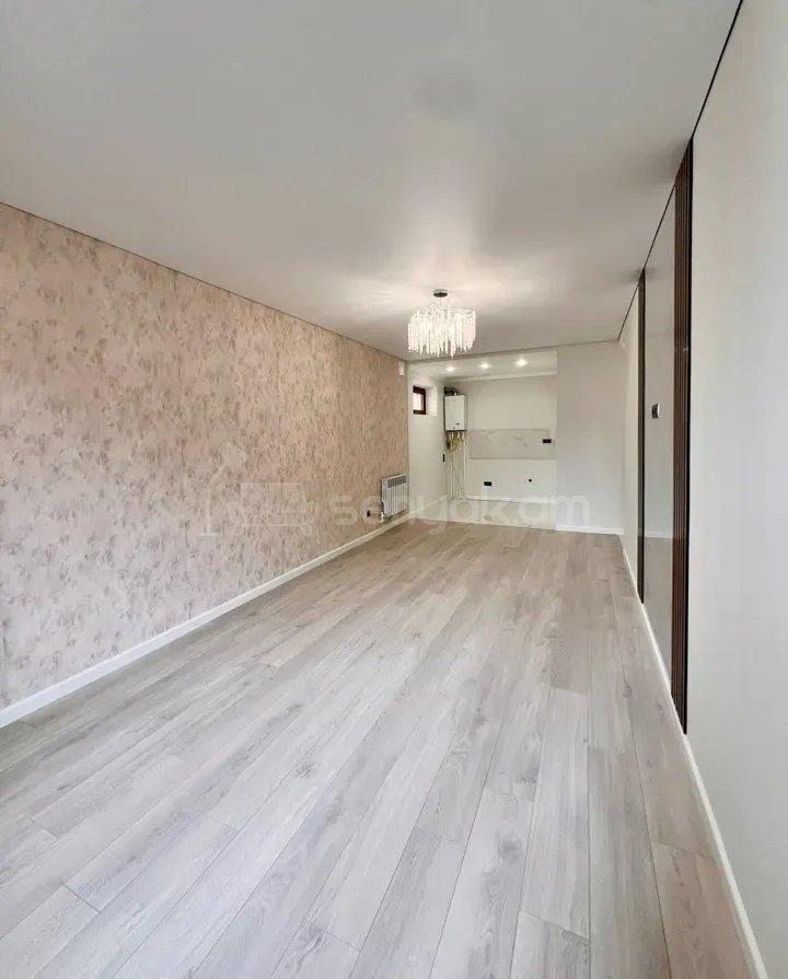 2 Սենյականոց Բնակարան Քարե Շենքում, 48քմ, 4/5 հարկ, Կապիտալ Վերանորոգված