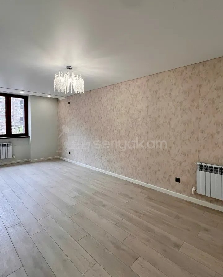 2 Սենյականոց Բնակարան Քարե Շենքում, 48քմ, 4/5 հարկ, Կապիտալ Վերանորոգված