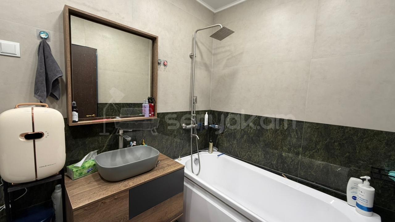 2 Սենյականոց Բնակարան Նորակառույցում, 74քմ, 15/18 հարկ, Կապիտալ Վերանորոգված, Կահավորված, Արևկող