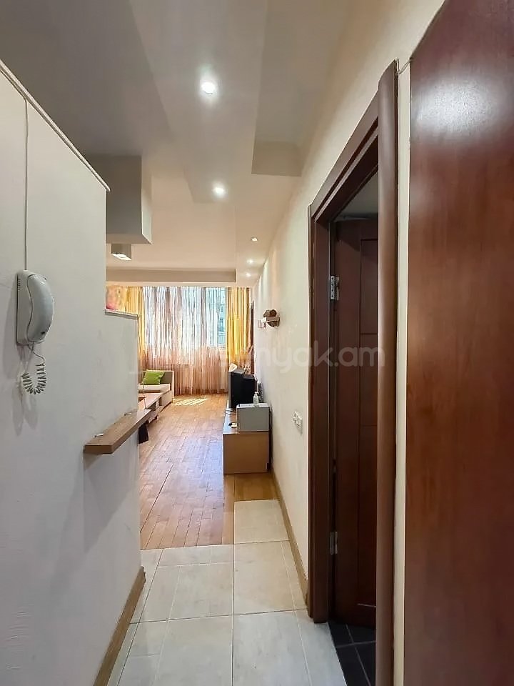 2 Սենյականոց Բնակարան, 50քմ, 5/12 հարկ, Կապիտալ Վերանորոգված, Կահավորված, Արևկող