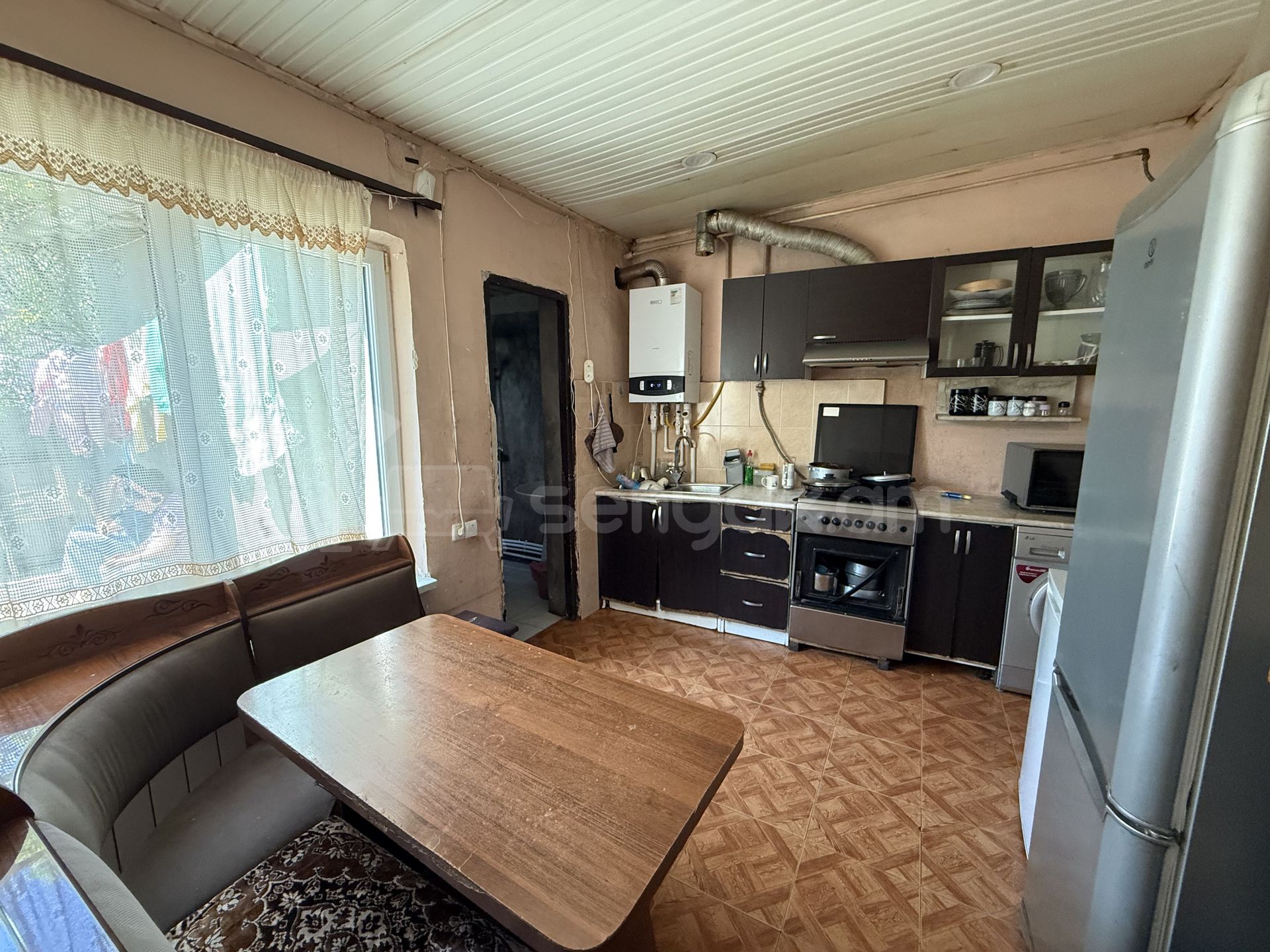 3 Սենյականոց Սեփական Տուն, 71քմ, Կոսմետիկ Վերանորոգված, Ավտոտնակով