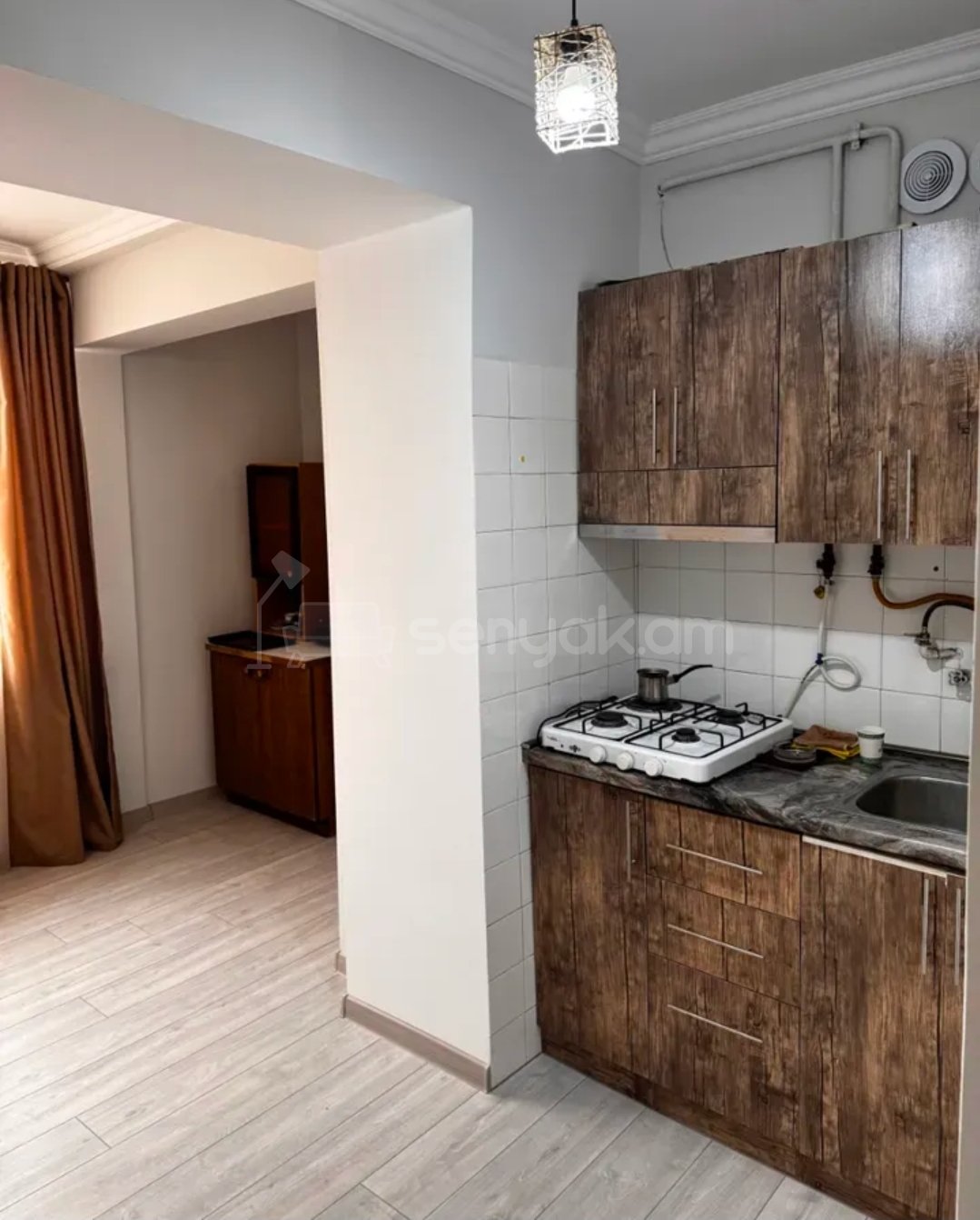 3 Սենյականոց Բնակարան Քարե Շենքում, 58քմ, 3/5 հարկ, Կապիտալ Վերանորոգված, Կահավորված, Արևկող