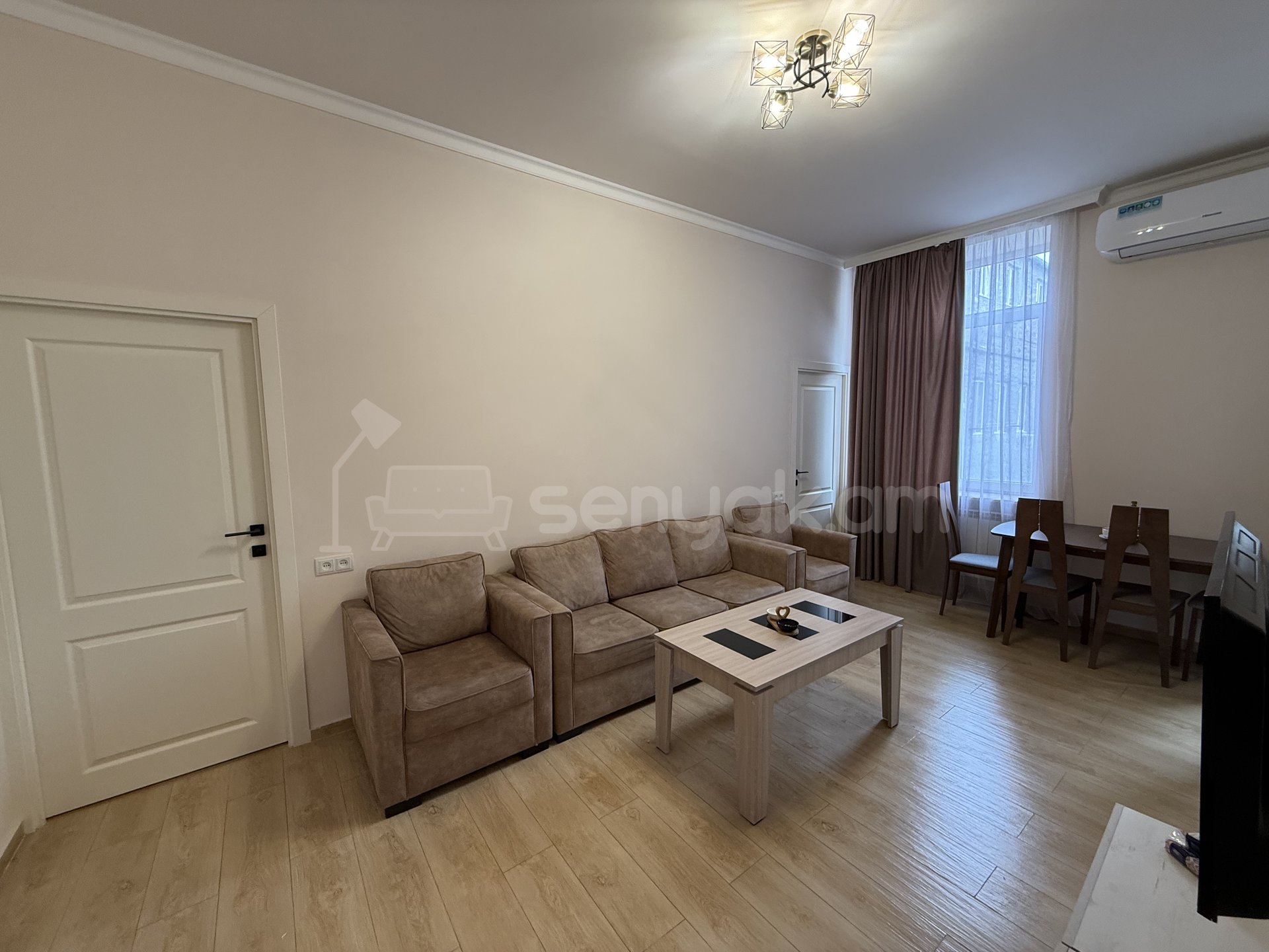 3 Սենյականոց Բնակարան Քարե Շենքում, 48քմ, 2/5 հարկ, Կապիտալ Վերանորոգված