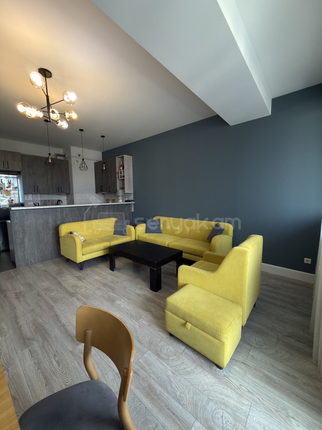 3 Սենյականոց Բնակարան Նորակառույցում, 99քմ, 8/18 հարկ, Դիզայներական Վերանորոգված