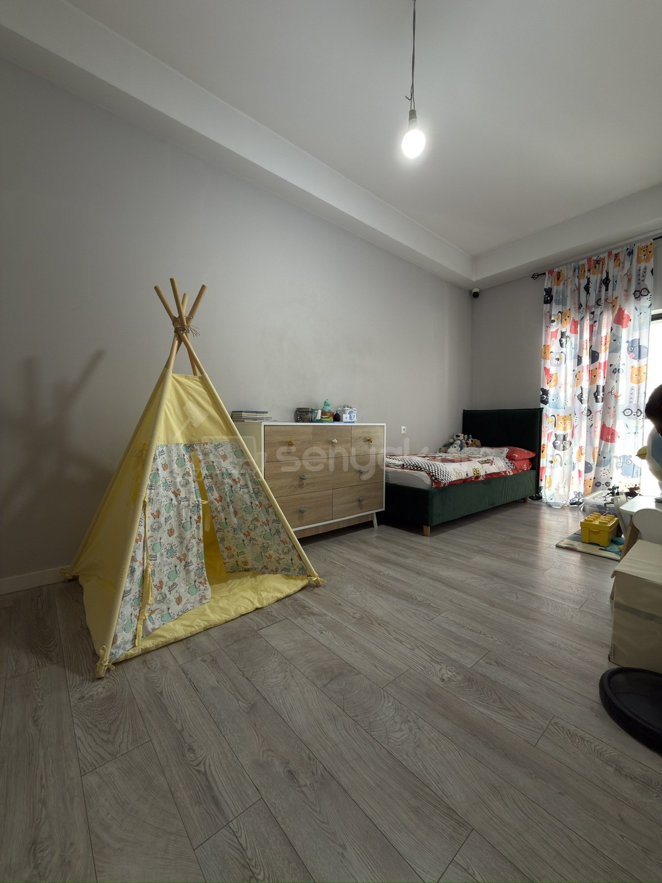 3 Սենյականոց Բնակարան Նորակառույցում, 99քմ, 8/18 հարկ, Դիզայներական Վերանորոգված