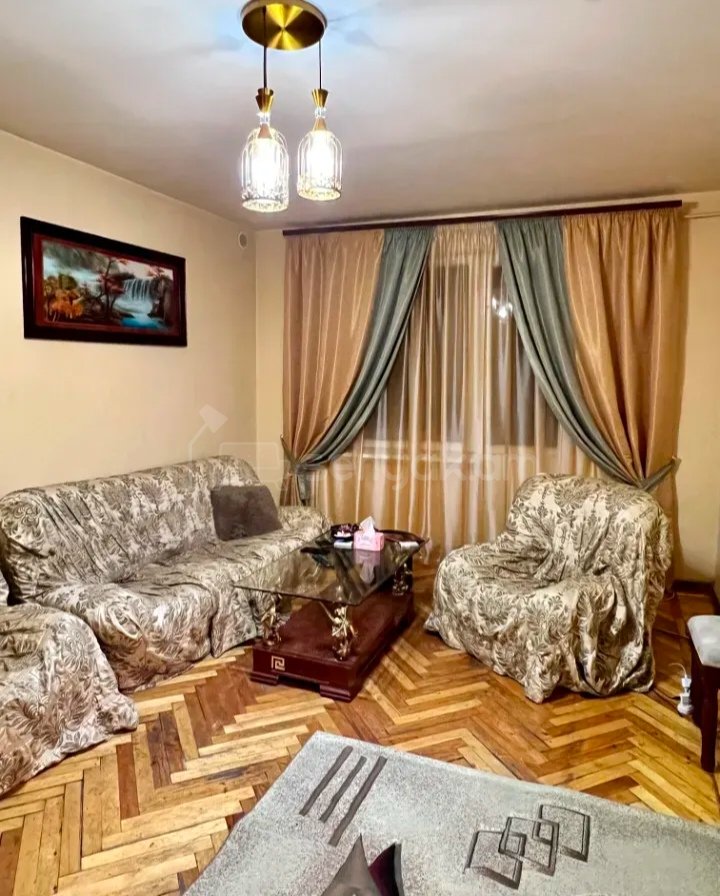 3 Սենյականոց Բնակարան, 70քմ, 3/9 հարկ, Նորմալ Վիճակում, Կահավորված