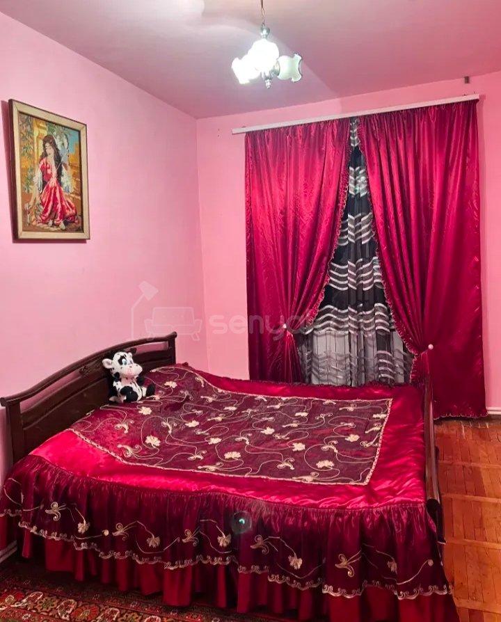 3 Սենյականոց Բնակարան, 70քմ, 3/9 հարկ, Նորմալ Վիճակում, Կահավորված