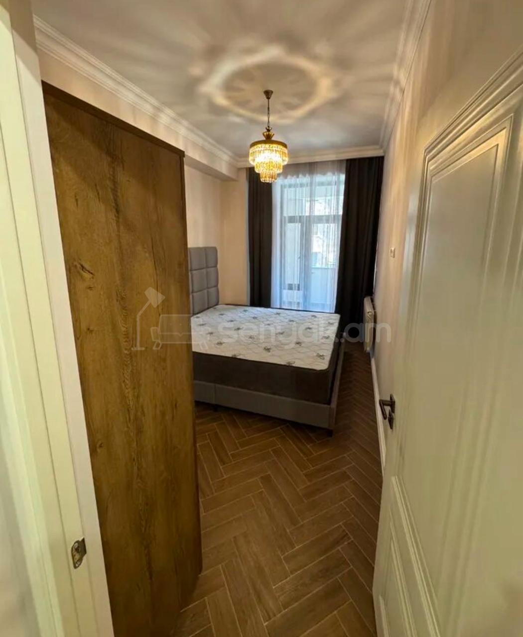 2 Սենյականոց Բնակարան Նորակառույցում, 54քմ, 3/17 հարկ, Դիզայներական Վերանորոգված, Կահավորված, Արևկող