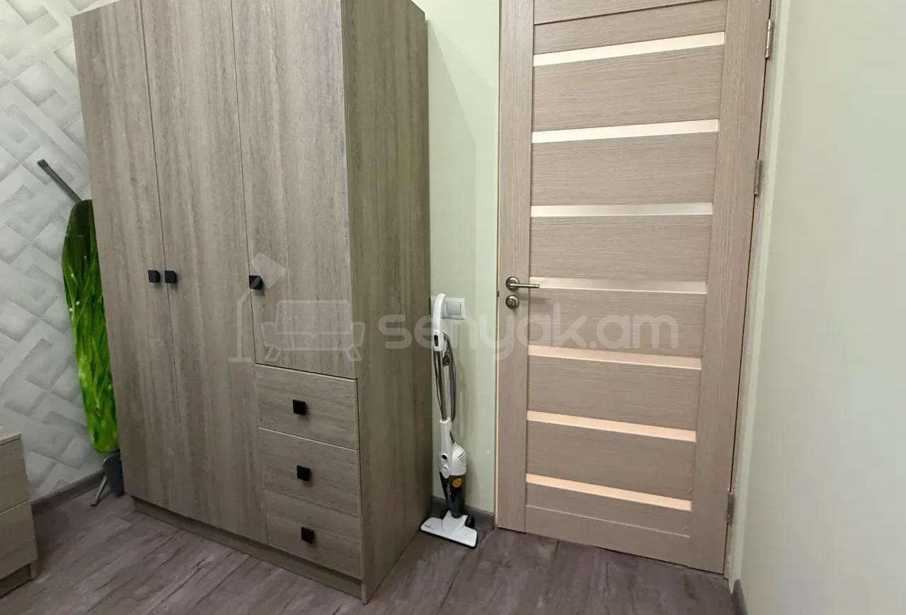 2 Սենյականոց Բնակարան Նորակառույցում, 47քմ, 8/8 հարկ, Կապիտալ Վերանորոգված, Կահավորված, Արևկող