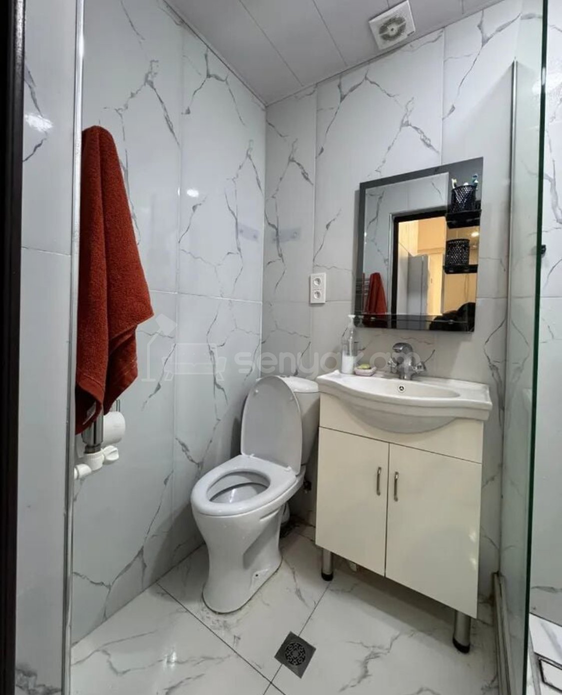 2 Սենյականոց Բնակարան Քարե Շենքում, 52քմ, 1/5 հարկ, Կապիտալ Վերանորոգված, Կահավորված