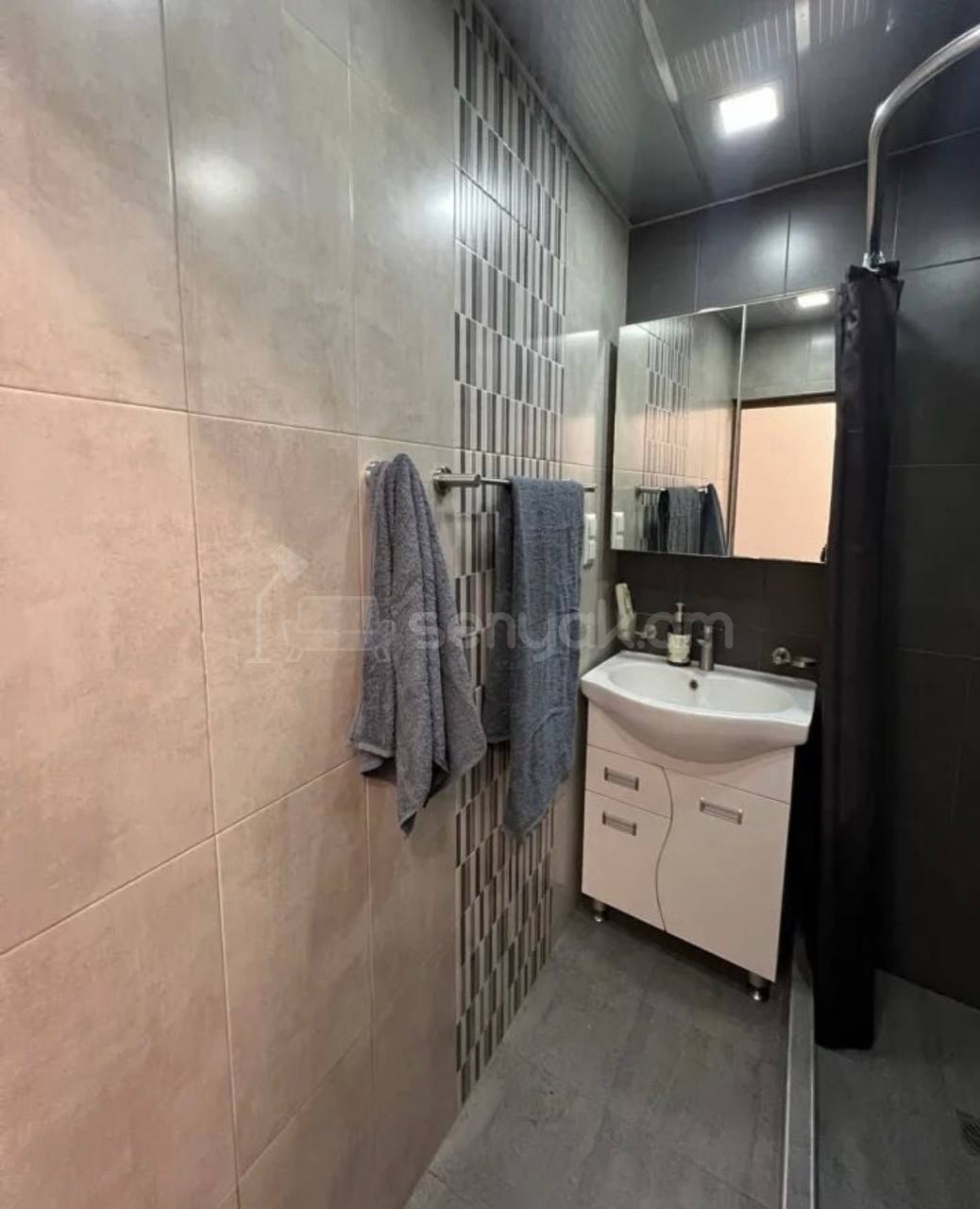 2 Սենյականոց Բնակարան, 50քմ, 1/4 հարկ, Կապիտալ Վերանորոգված