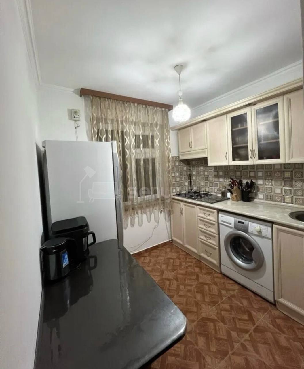 2 Սենյականոց Բնակարան, 50քմ, 1/4 հարկ, Կապիտալ Վերանորոգված