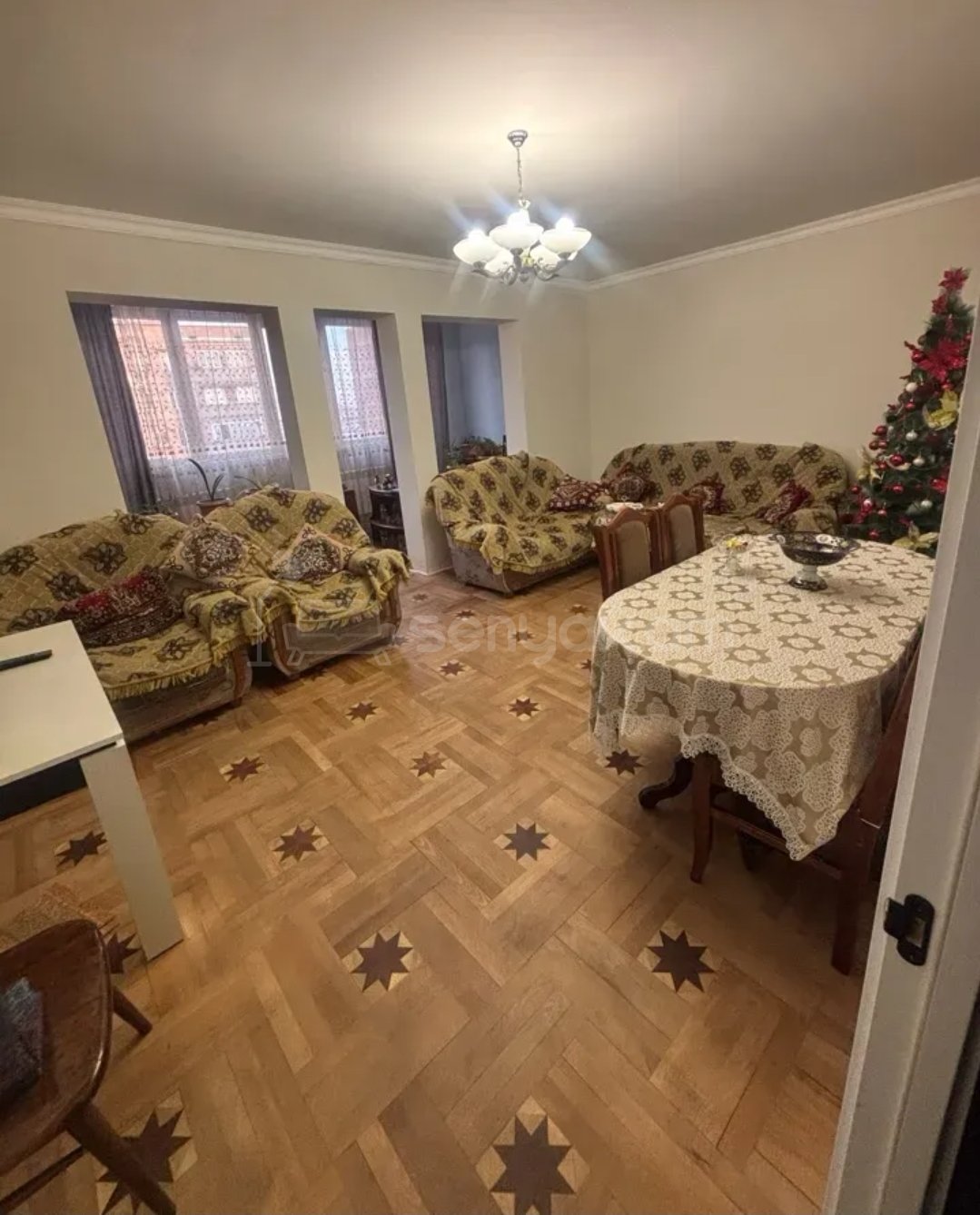 3 Սենյականոց Բնակարան, 97քմ, 7/9 հարկ, Նորմալ Վիճակում