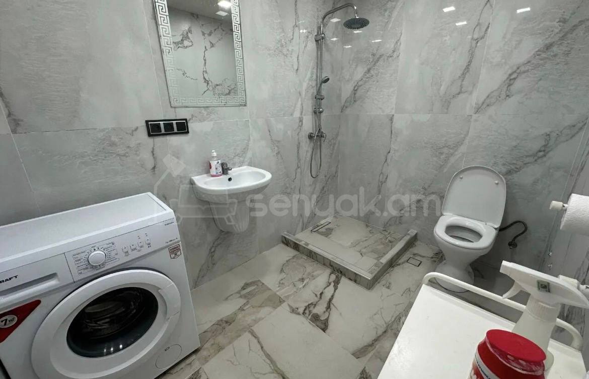 2 Սենյականոց Բնակարան, 50քմ, 12/14 հարկ, Կապիտալ Վերանորոգված, Կահավորված, Արևկող