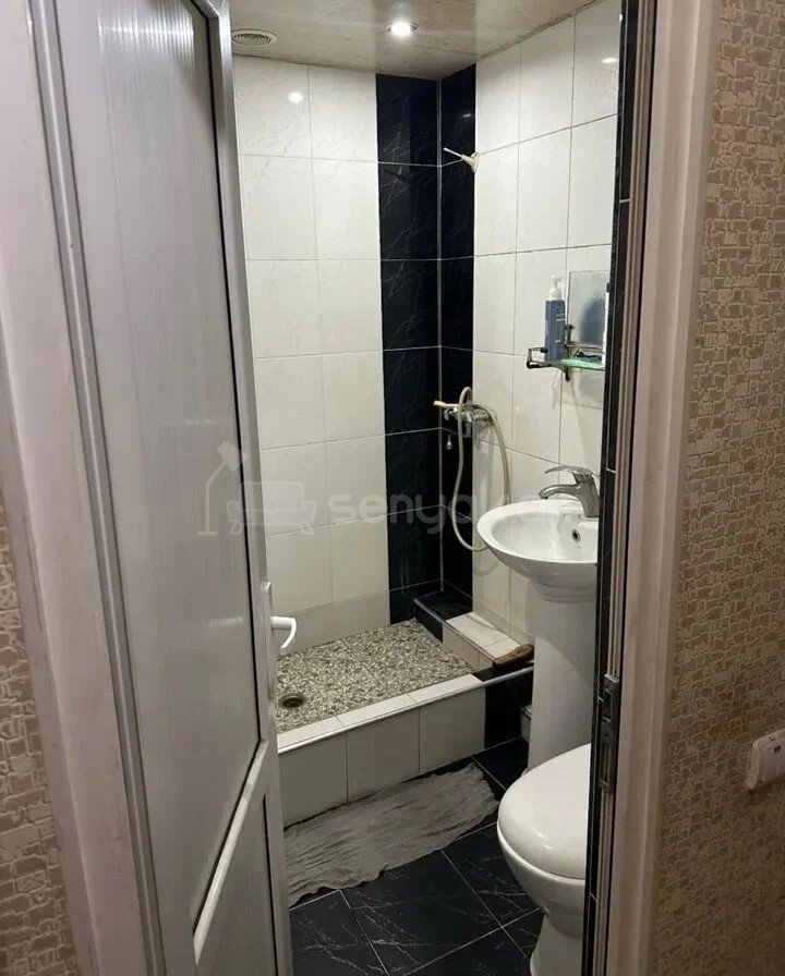 1 Սենյականոց Բնակարան, 36քմ, 4/5 հարկ, Նորմալ Վիճակում