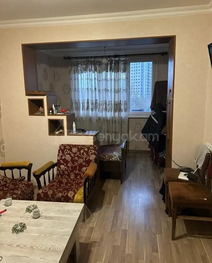 1 Սենյականոց Բնակարան, 36քմ, 4/5 հարկ, Նորմալ Վիճակում