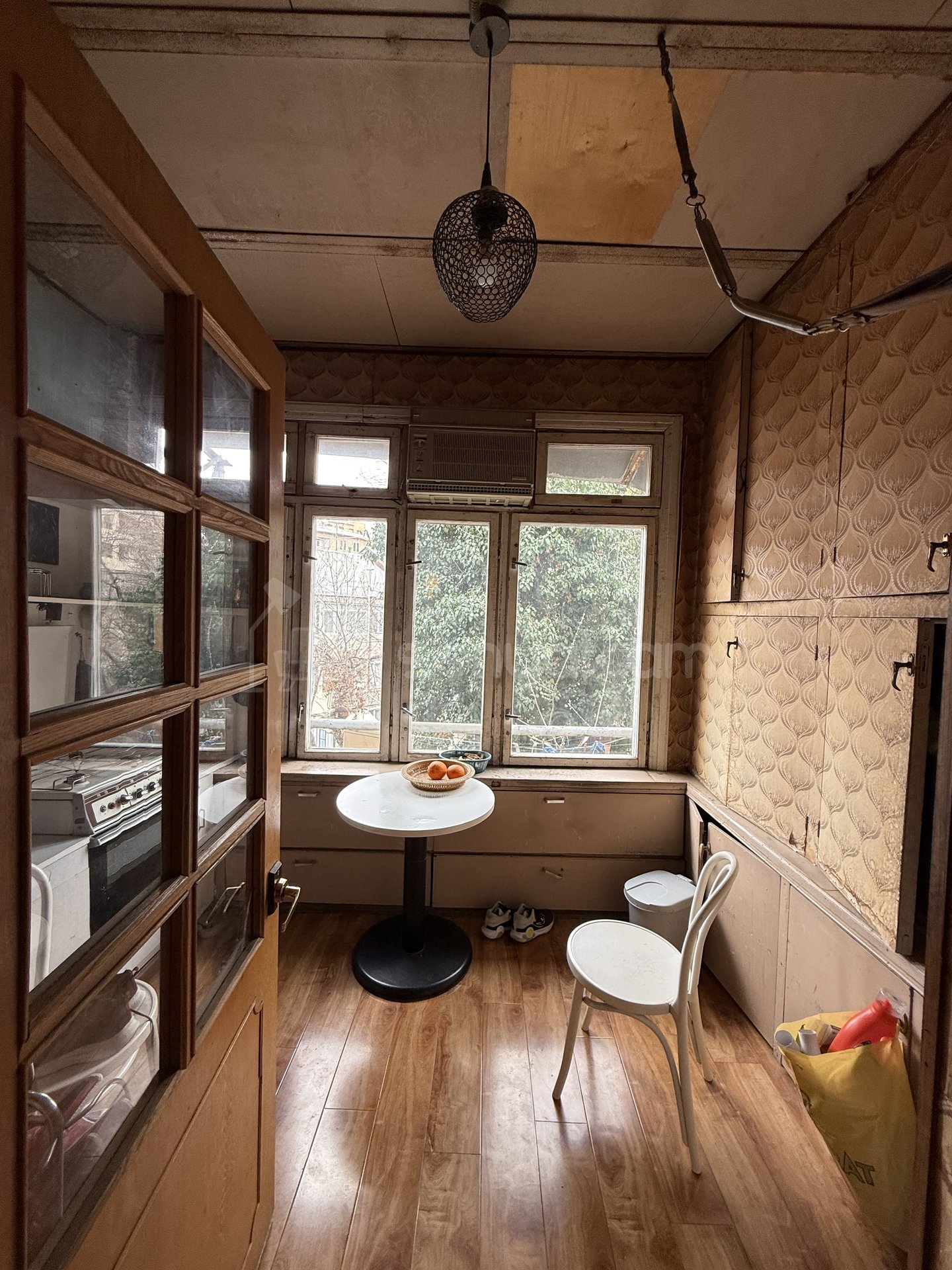 3 Սենյականոց Բնակարան Քարե Շենքում, 113քմ, 3/5 հարկ, Կոսմետիկ Վերանորոգված