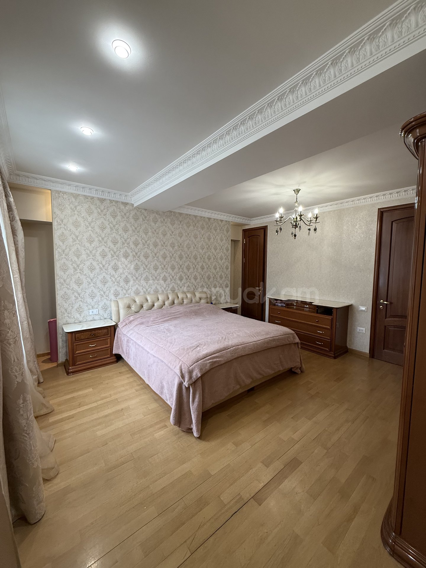 2 Սենյականոց Բնակարան, 97քմ, 2/8 հարկ, Դիզայներական Վերանորոգված