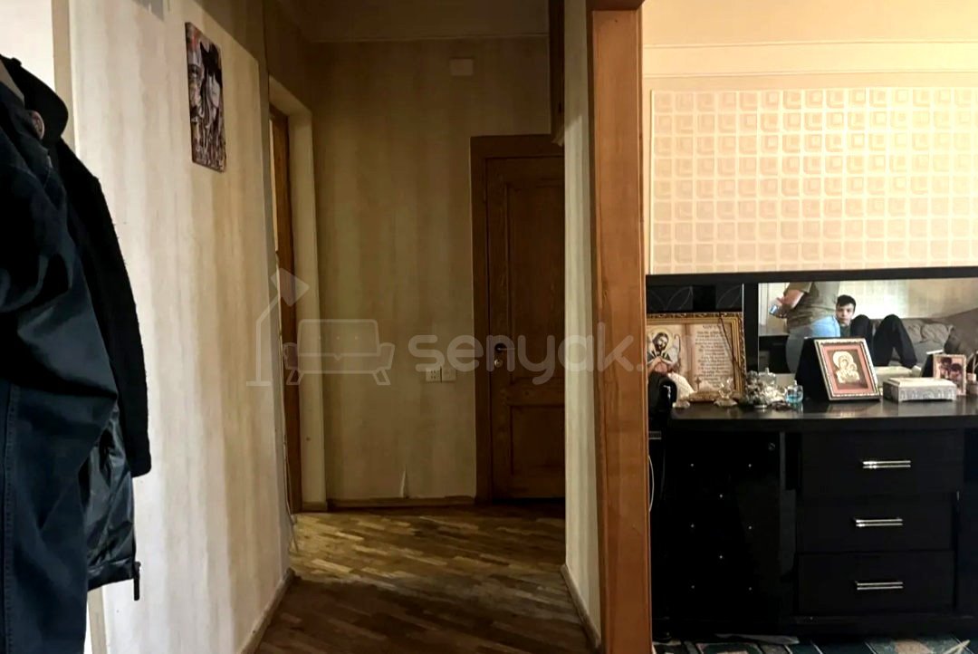 3 Սենյականոց Բնակարան Քարե Շենքում, 68քմ, 5/5 հարկ, Կոսմետիկ Վերանորոգված