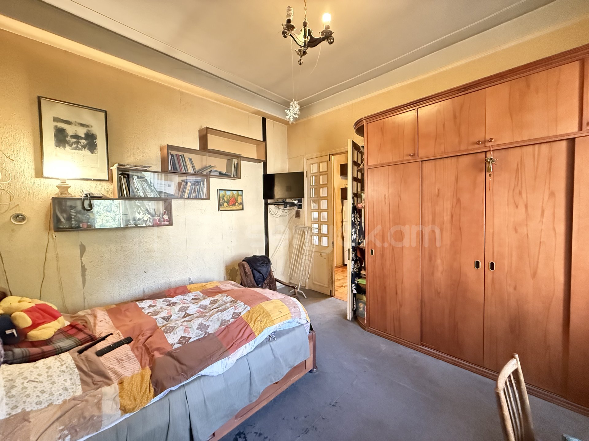 4 Սենյականոց Բնակարան Քարե Շենքում, 93քմ, 4/4 հարկ, Կոսմետիկ Վերանորոգված