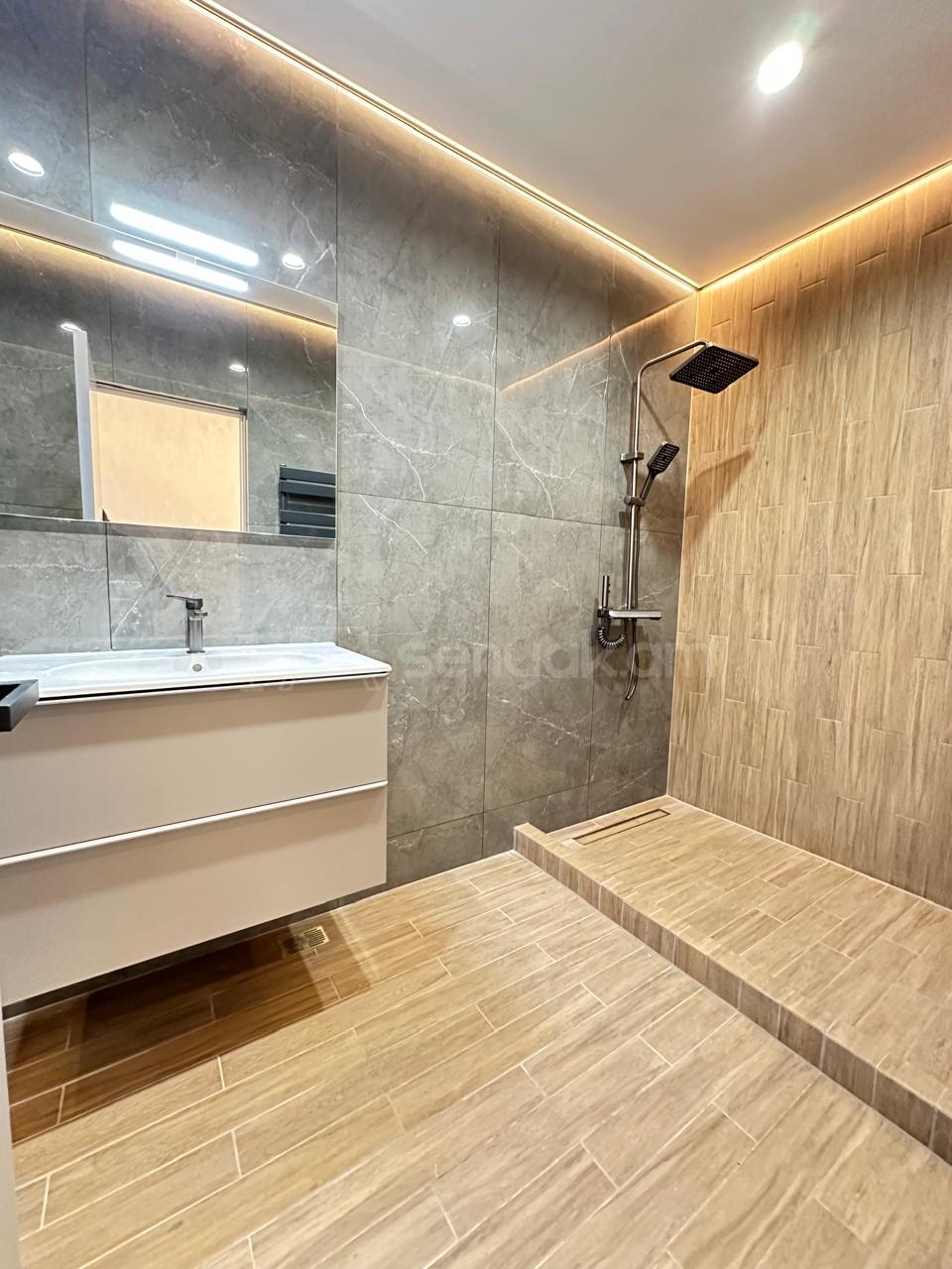 3 Սենյականոց Բնակարան Նորակառույցում, 72քմ, 5/17 հարկ, Դիզայներական Վերանորոգված