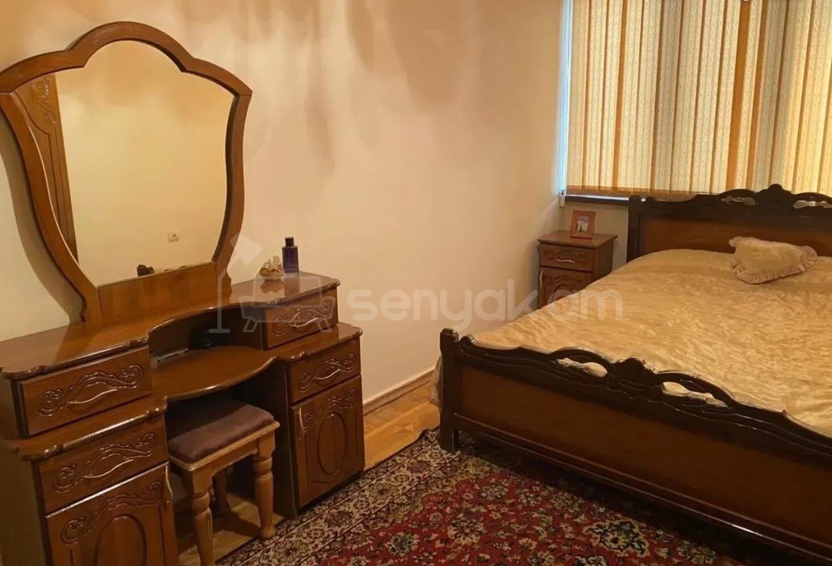 3 Սենյականոց Բնակարան, 82քմ, 10/14 հարկ, Նորմալ Վիճակում