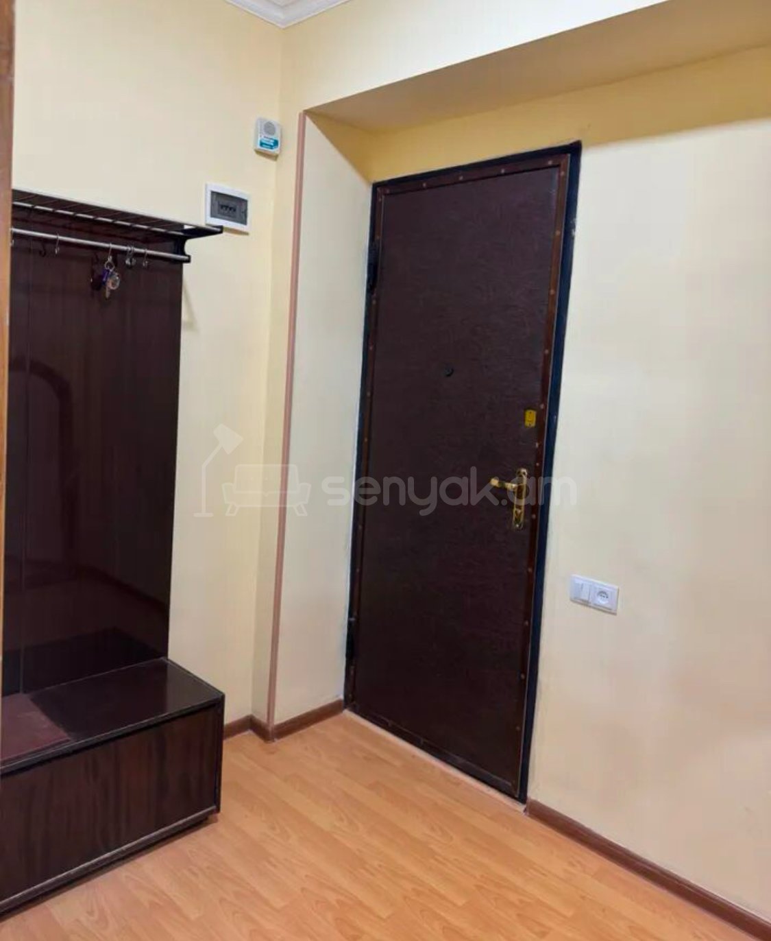 2 Սենյականոց Բնակարան, 43քմ, 8/9 հարկ, Կապիտալ Վերանորոգված, Կահավորված