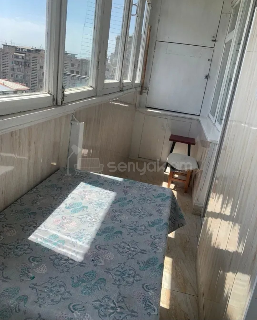 3 Սենյականոց Բնակարան, 85քմ, 9/10 հարկ, Նորմալ Վիճակում, Կահավորված, Արևկող