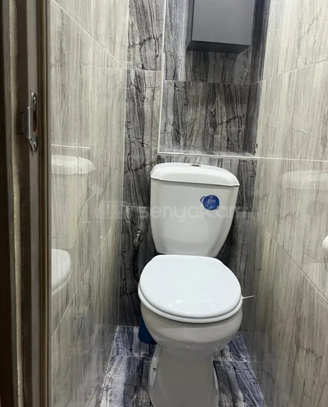 3 Սենյականոց Բնակարան, 85քմ, 9/10 հարկ, Նորմալ Վիճակում, Կահավորված, Արևկող